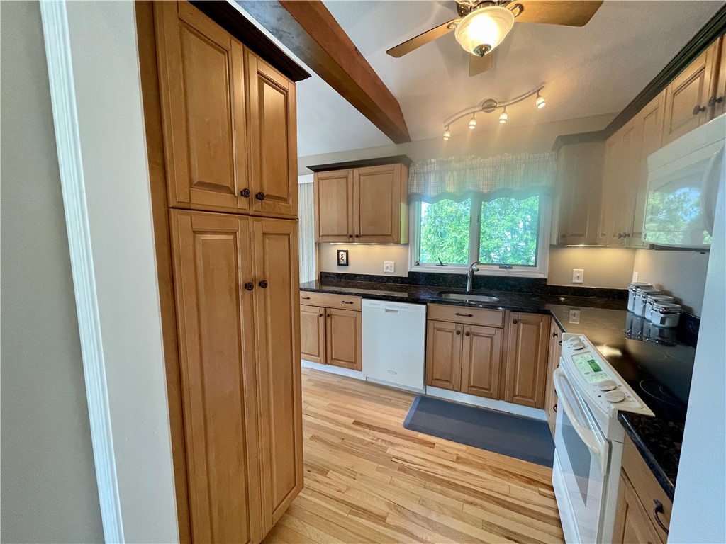 9 Reed Drive Westerly, RI 02891 - Photo 20 of 40