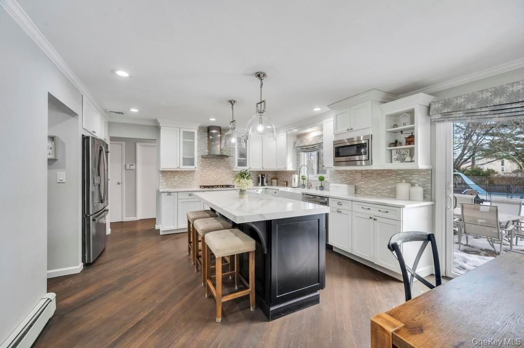 4 Long Meadow Road Commack, NY 11725 - Photo 16 of 45