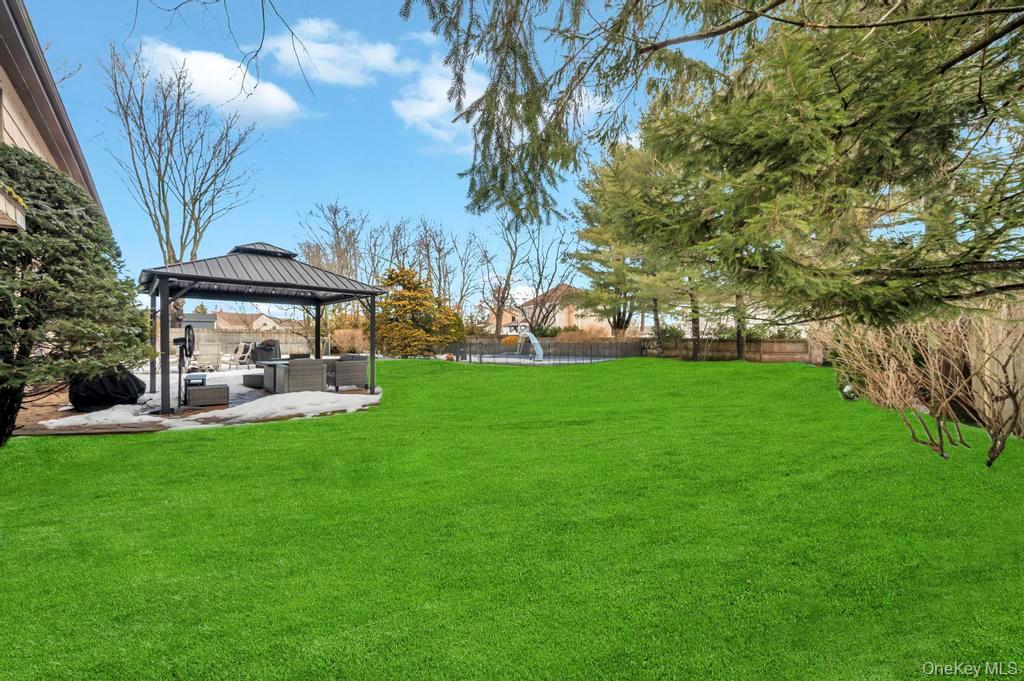 4 Long Meadow Road Commack, NY 11725 - Photo 45 of 45