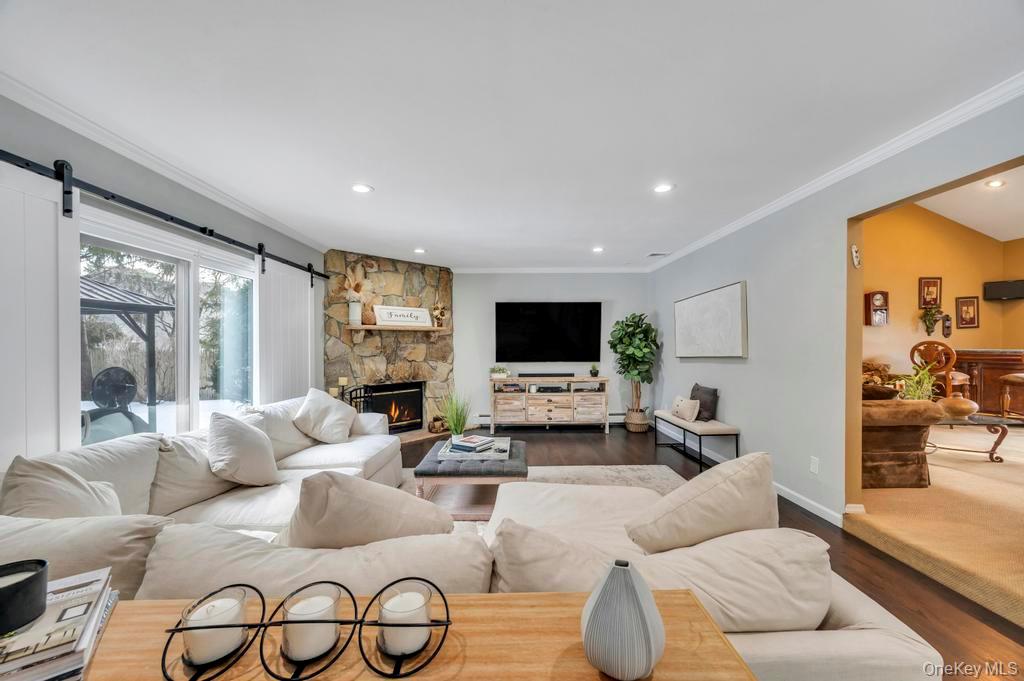 4 Long Meadow Road Commack, NY 11725 - Photo 10 of 45