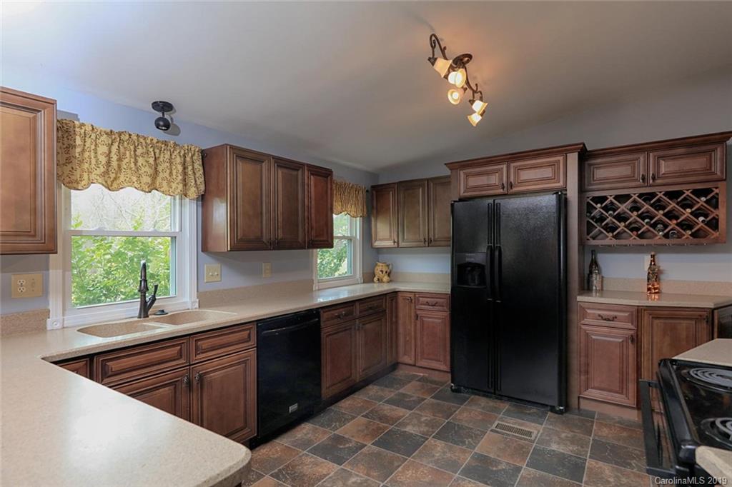 1268 Alexis High Shoals Road Dallas, NC 28034 - Photo 11 of 31 Gallery Image 11