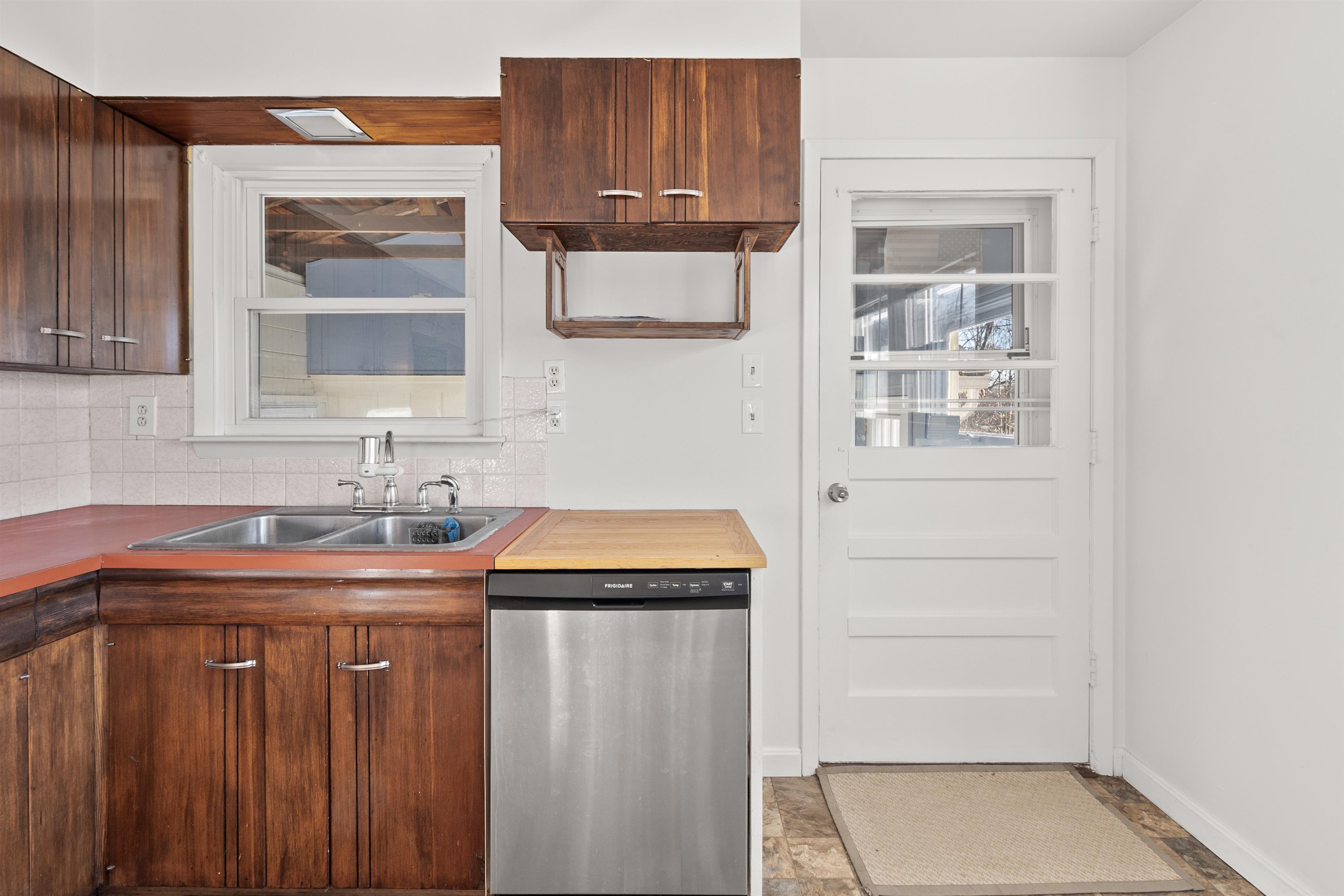 1 Stevenson Road Kittery, ME 03904 - Photo 6 of 49