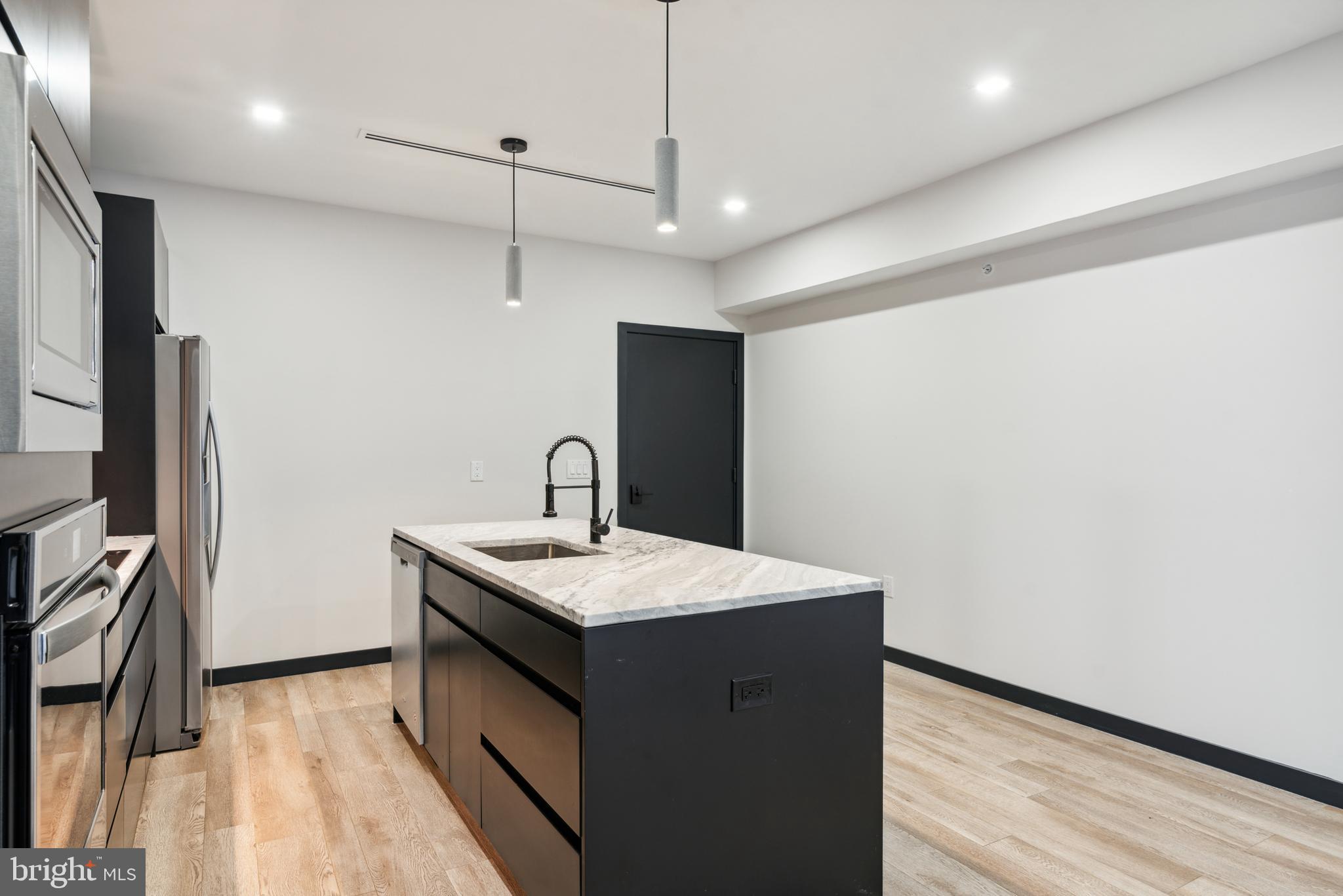 2020 Dreer Street, Unit 306 Philadelphia, PA 19125 - Photo 15 of 25