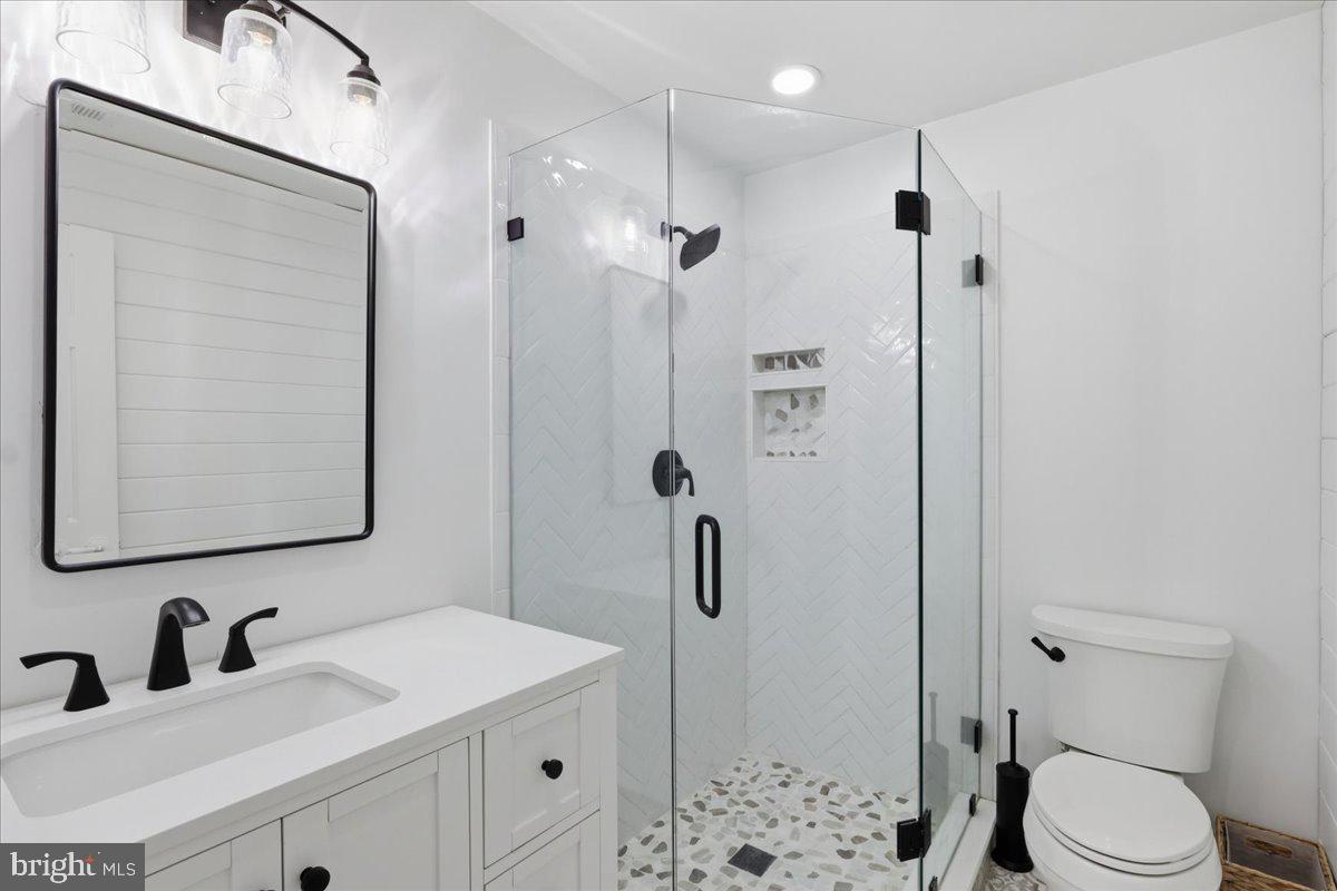 1242 North Inlynnview Road Virginia Beach, VA 23454 - Photo 39 of 50