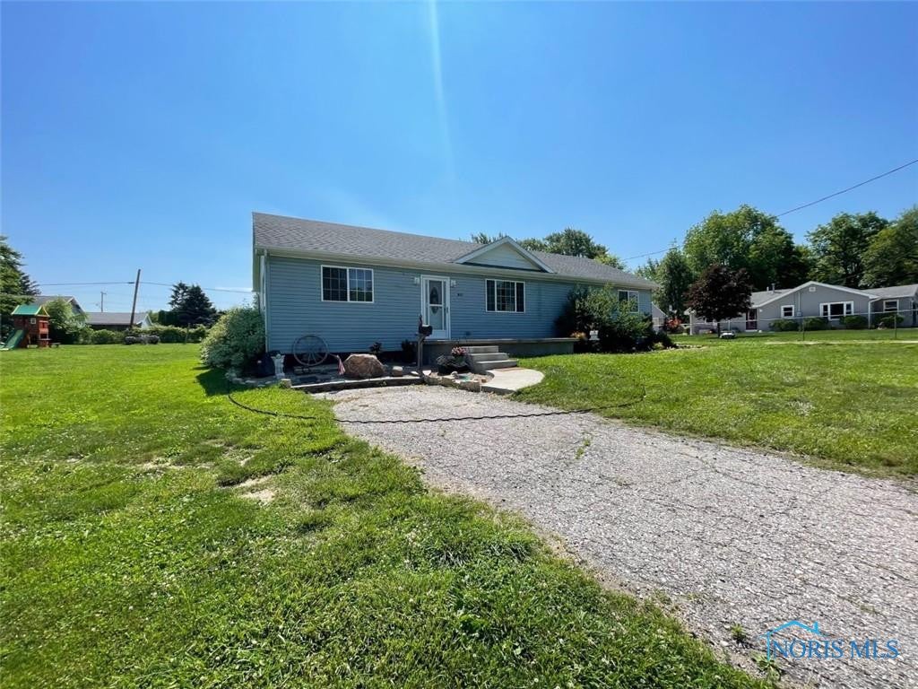 921 Patchen Road Oregon, OH 43616 - Photo 4 of 44 Gallery Image 4
