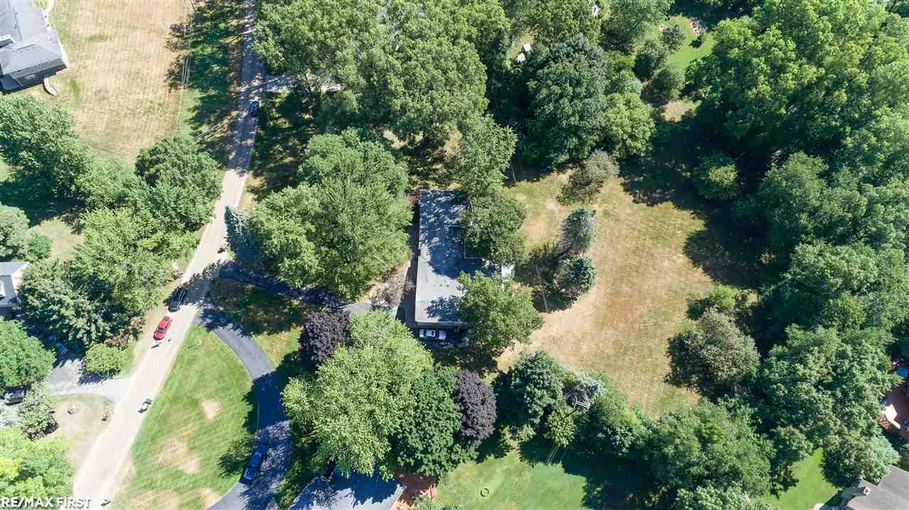 2297 Bunker Hill Road Rochester Hills, MI 48309 - Photo 18 of 23