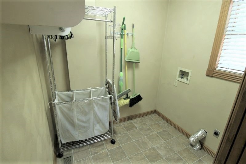 2683 South Meridian Road Jasper, IN 47546 - Photo 25 of 36 Gallery Image 25