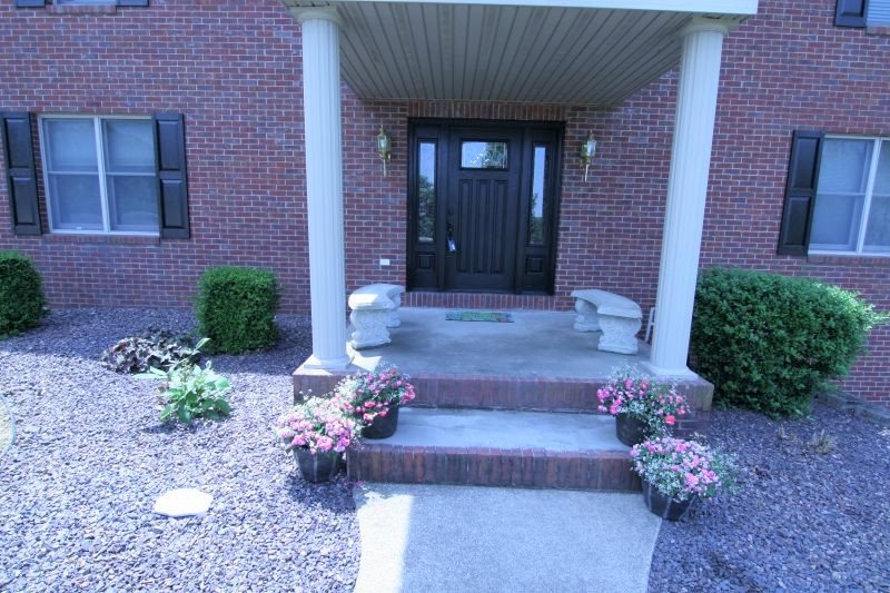 2683 South Meridian Road Jasper, IN 47546 - Photo 4 of 36 Gallery Image 4