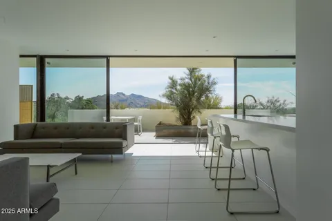 $2,499,000 | 7915 East Primrose Path, Carefree, AZ 85377
