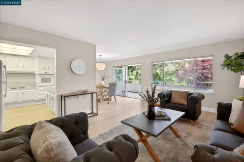$578,800 | 3410 Tice Creek Drive, Unit 2, Walnut Creek, CA 94595