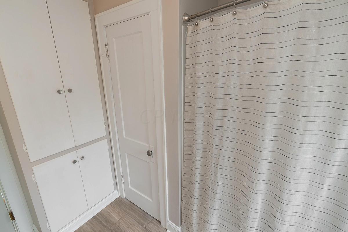 182 Northridge Road Columbus, OH 43214 - Photo 19 of 38 Gallery Image 19