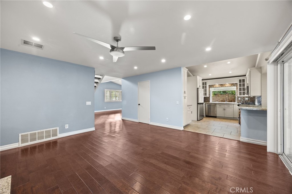 1185 Bridgeport Road Corona, CA 92882 - Photo 13 of 35