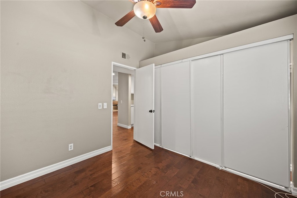 1185 Bridgeport Road Corona, CA 92882 - Photo 17 of 35