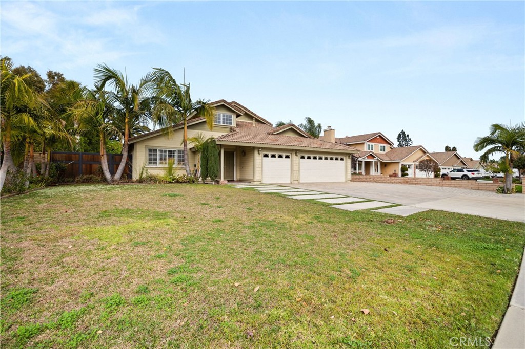 1185 Bridgeport Road Corona, CA 92882 - Photo 2 of 35