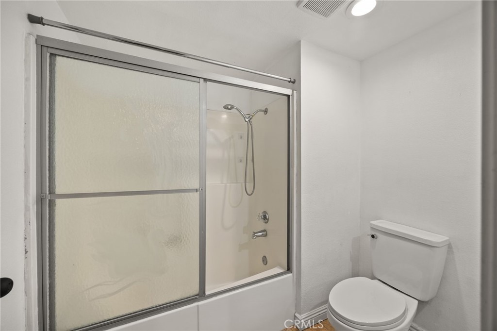 1185 Bridgeport Road Corona, CA 92882 - Photo 22 of 35