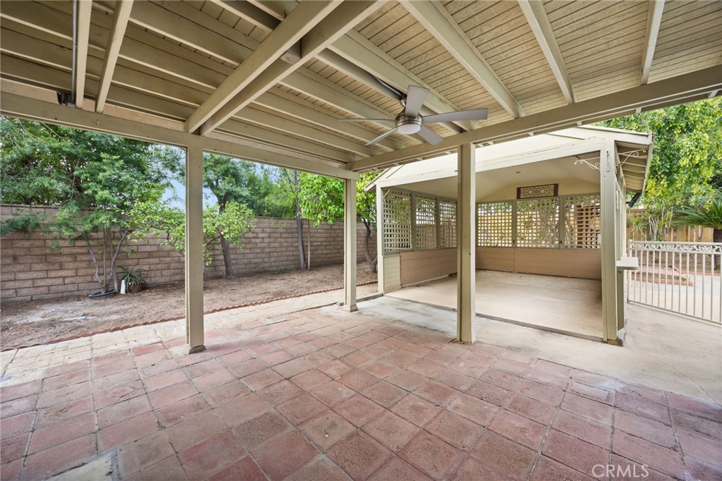 1185 Bridgeport Road Corona, CA 92882 - Photo 32 of 35