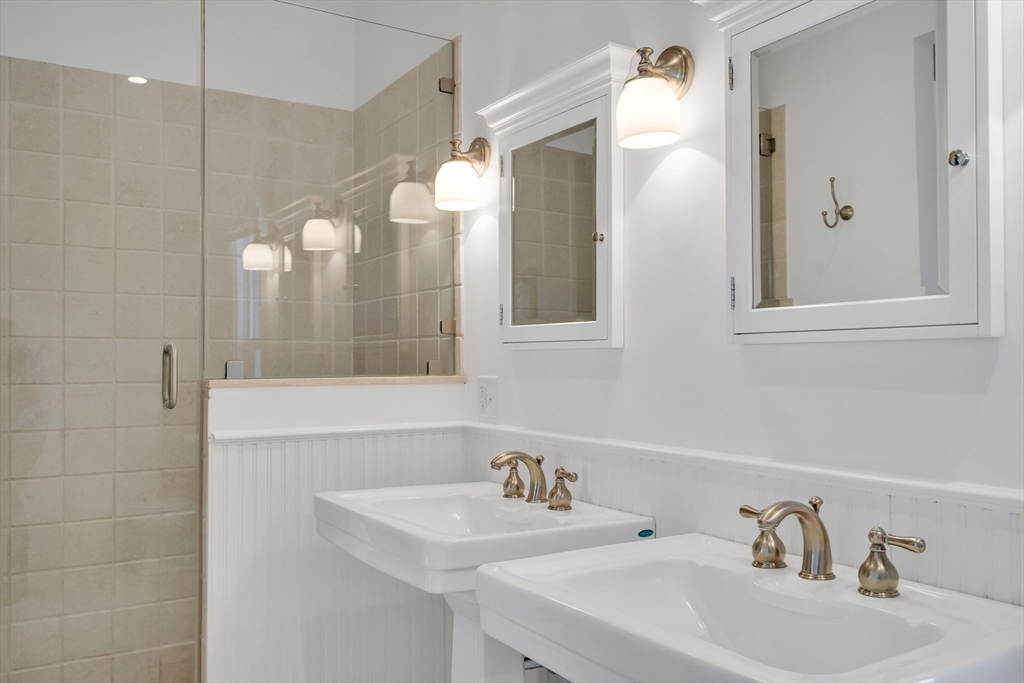 57 Waban Hill Road North Newton, MA 02467 - Photo 20 of 38