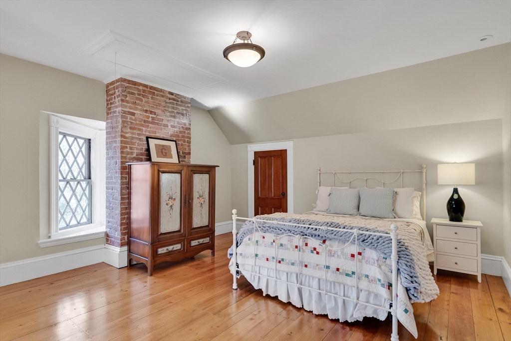 57 Waban Hill Road North Newton, MA 02467 - Photo 25 of 38
