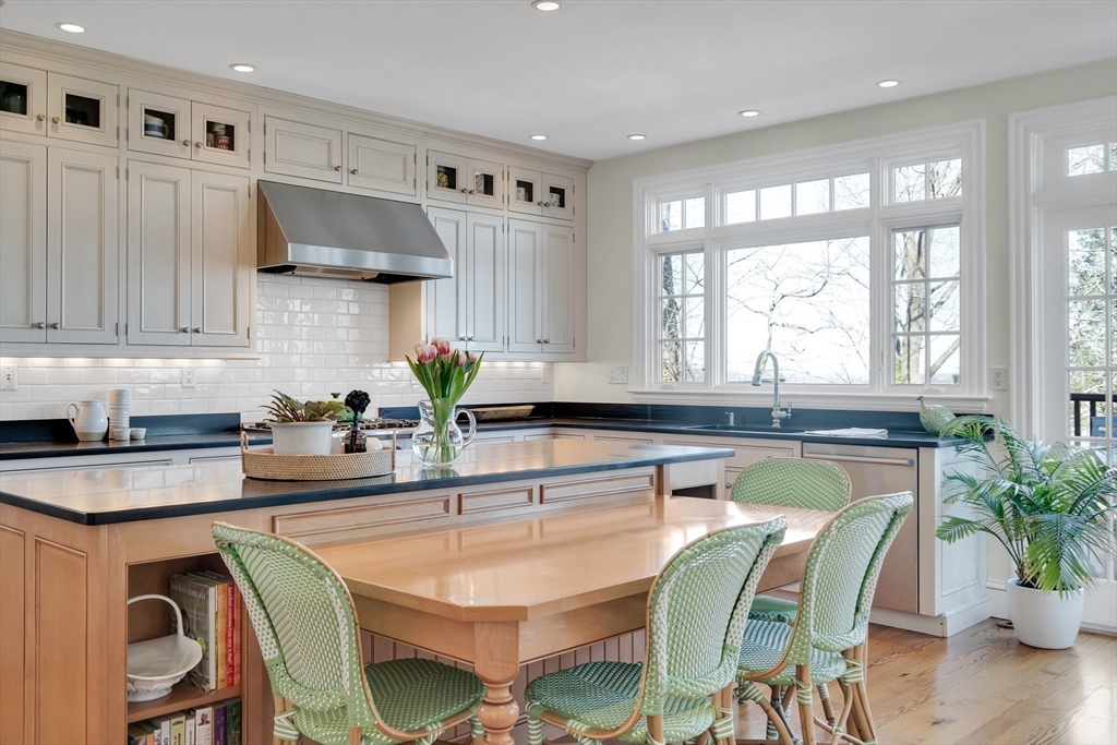 57 Waban Hill Road North Newton, MA 02467 - Photo 7 of 38