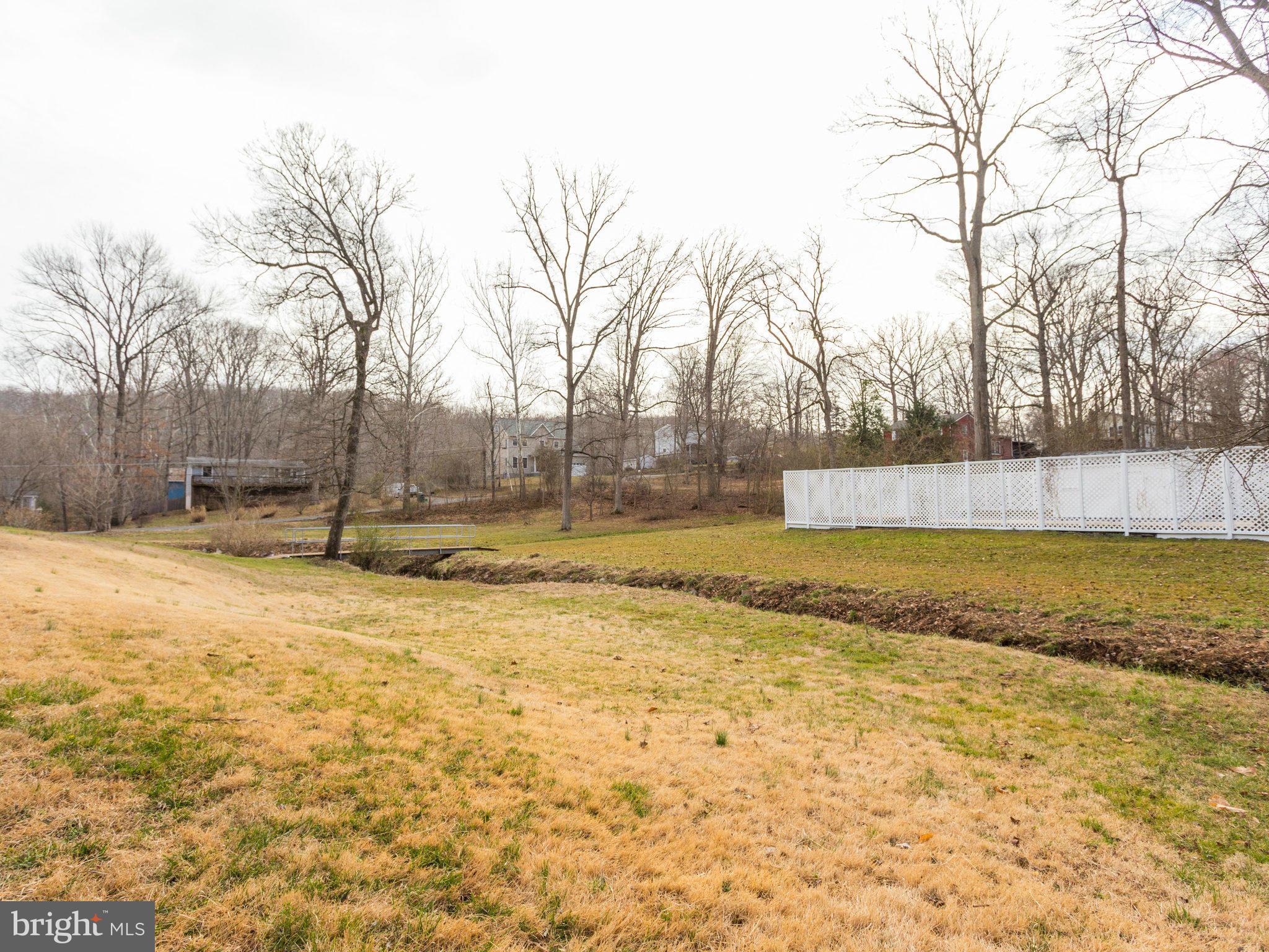 7801 Leland Road Manassas, VA 20111 - Photo 27 of 29 Side View