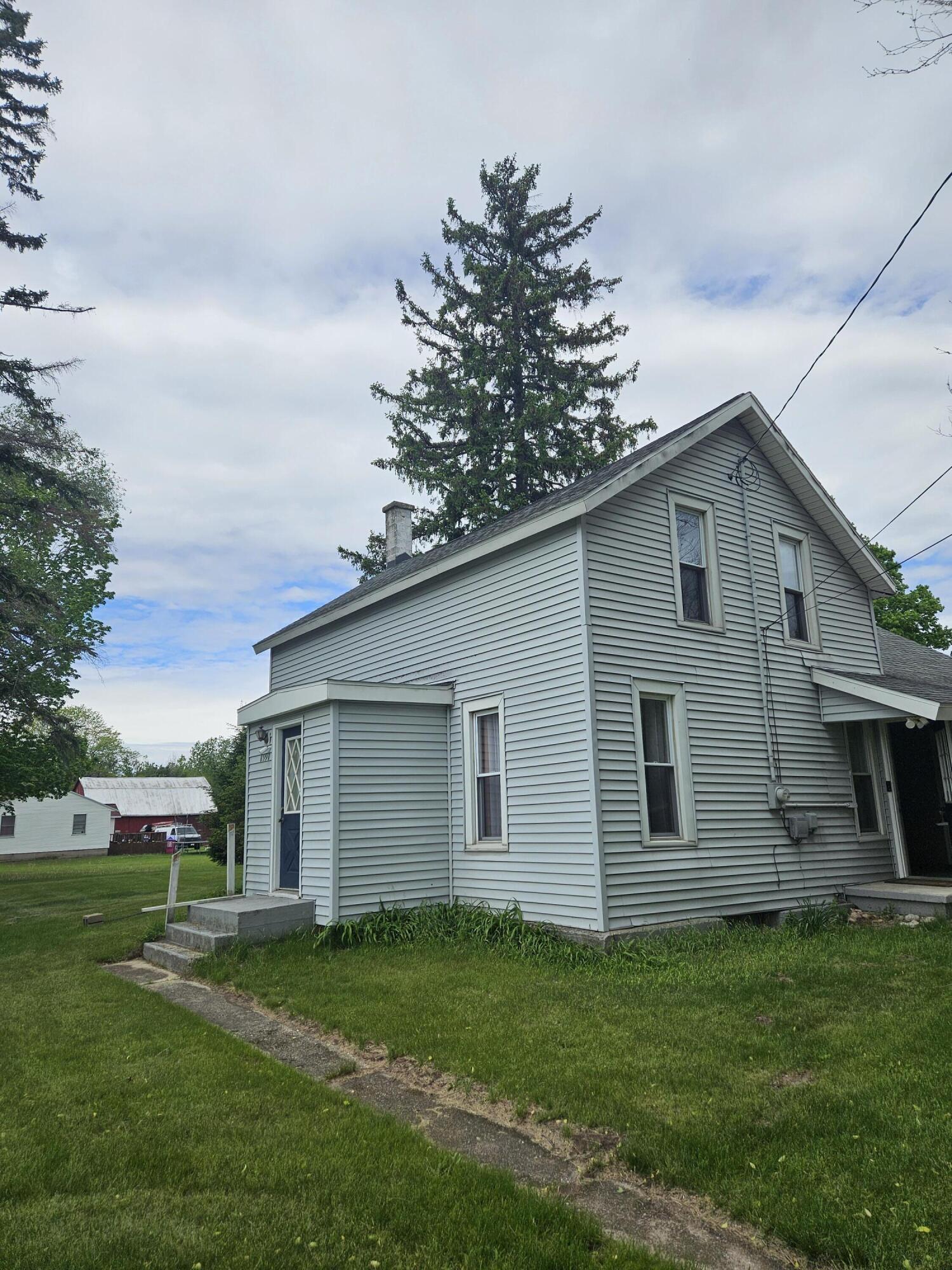 8991 West 1 Mile Road Hesperia, MI 49421 - Photo 2 of 45 20260523_123438