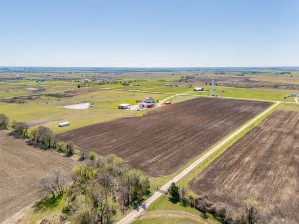 $339,900 | 1295 County Road 432, Taylor, TX 76574