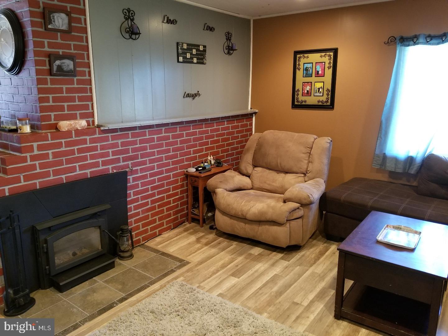 32 Old Pond Road Levittown, PA 19057 - Photo 8 of 20