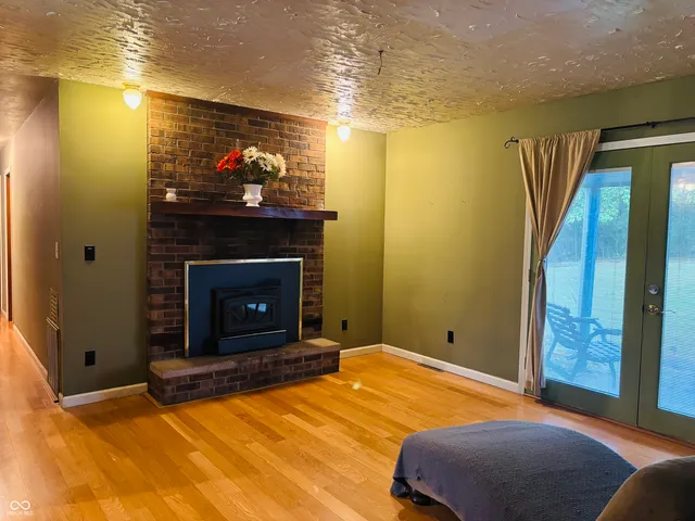 $190,000 | 875 West Malone Drive, Connersville, IN 47331