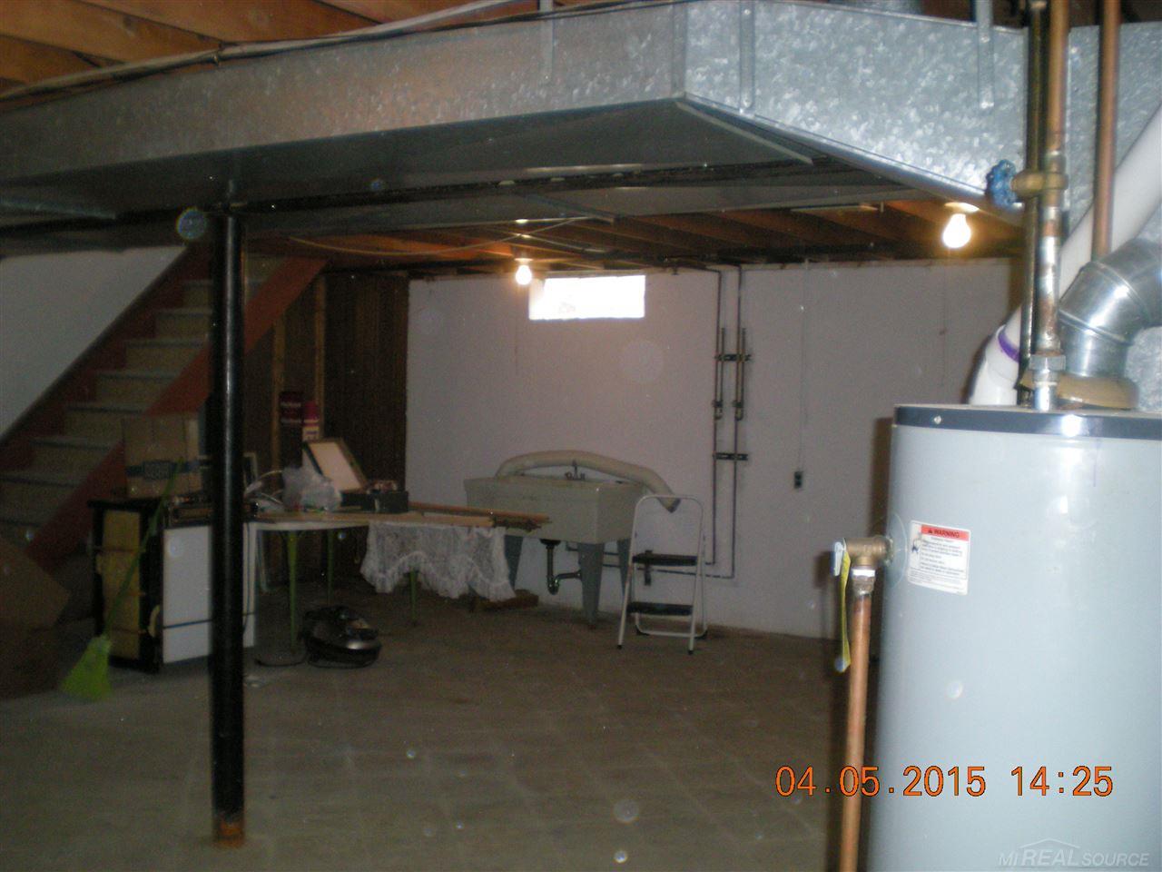 42195 Hayes Road Sterling Heights, MI 48313 - Photo 37 of 37 31241868-36.JPG