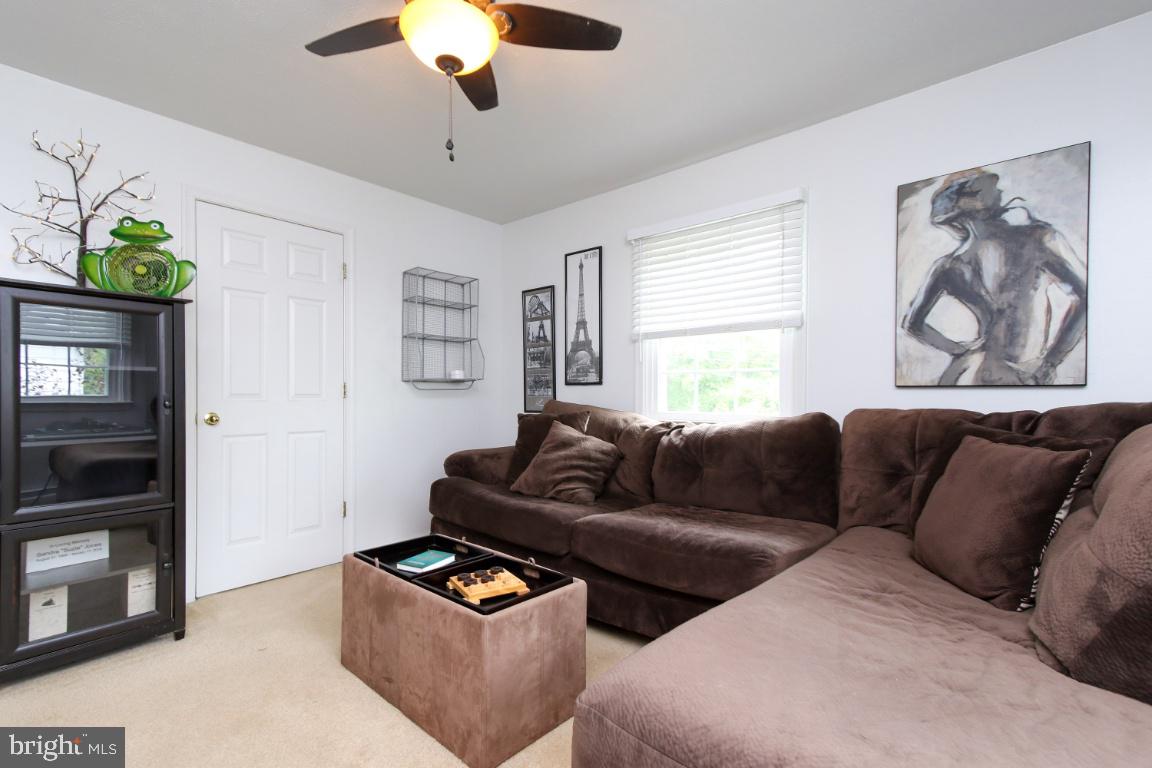 53 Sullivan Road Westminster, MD 21157 - Photo 9 of 32 Gallery Image 9