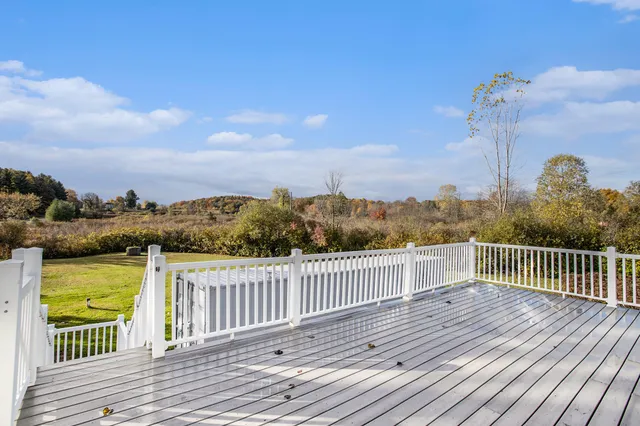 $469,900 | 3214 7th Street, Wayland, MI 49348