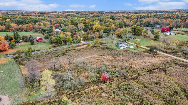 $469,900 | 3214 7th Street, Wayland, MI 49348