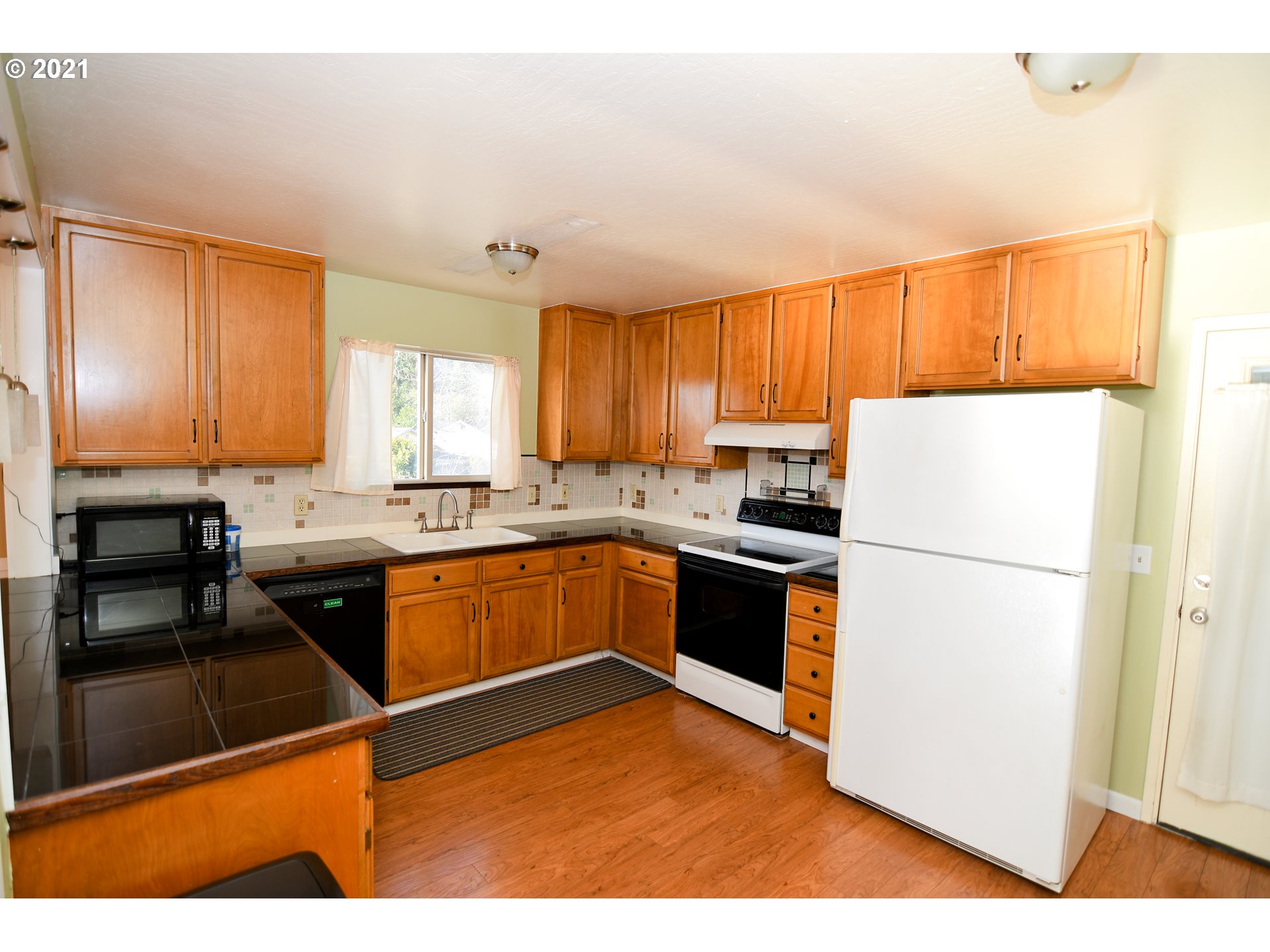 96510 Dawson Road Brookings, OR 97415 - Photo 24 of 32 Gallery Image 24