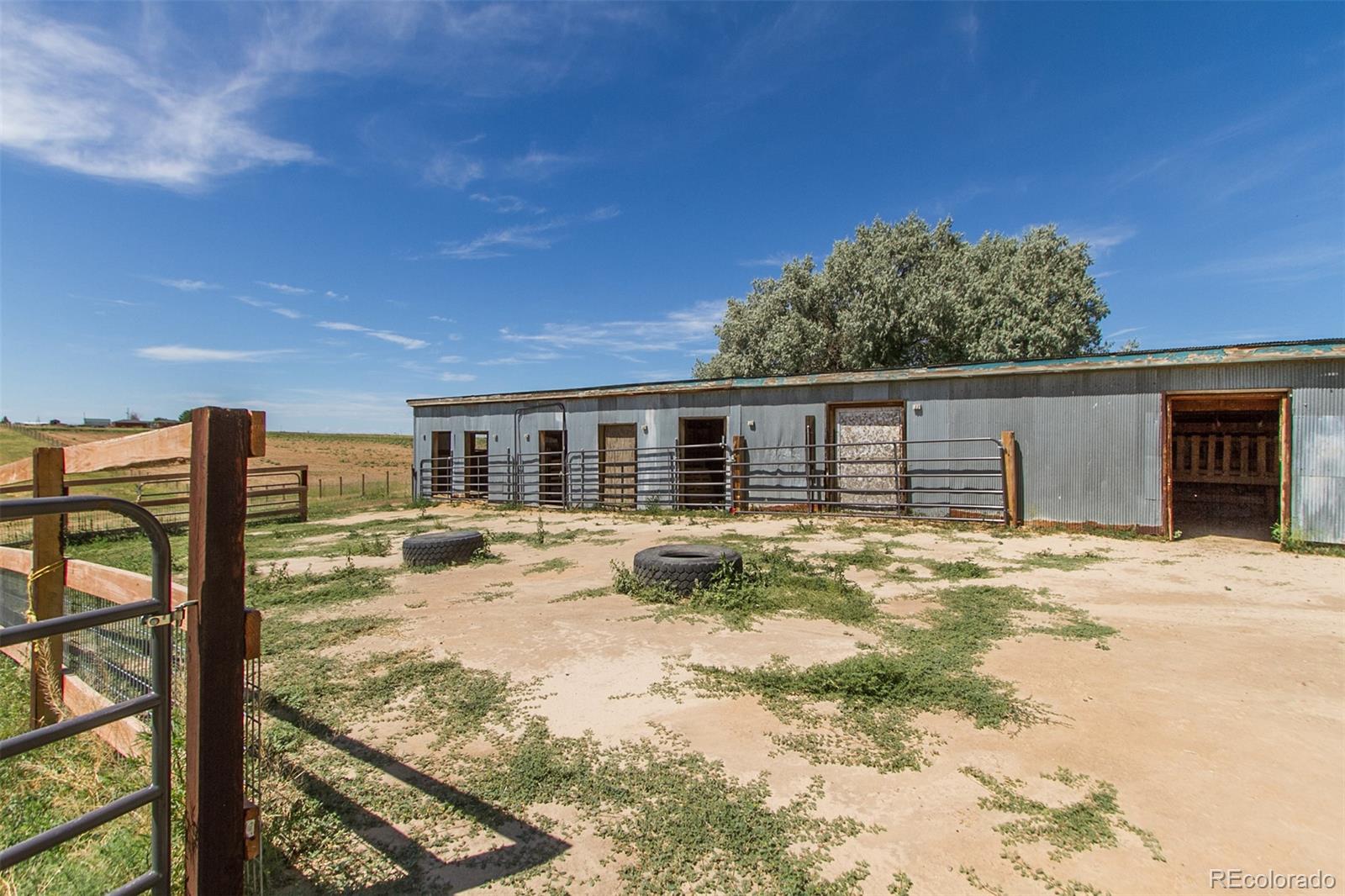 143 South Tom Bay Road Bennett, CO 80102 - Photo 13 of 35 Gallery Image 13