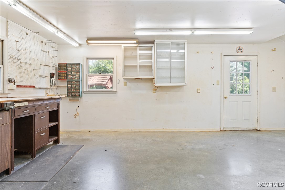 2411 Colwyn Road Henrico, VA 23229 - Photo 34 of 41 Gallery Image 34