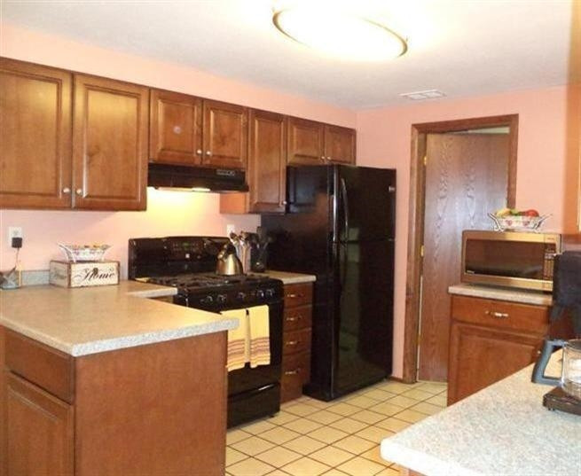 7475 Textile Road Ypsilanti, MI 48197 - Photo 6 of 10 Photo 6
