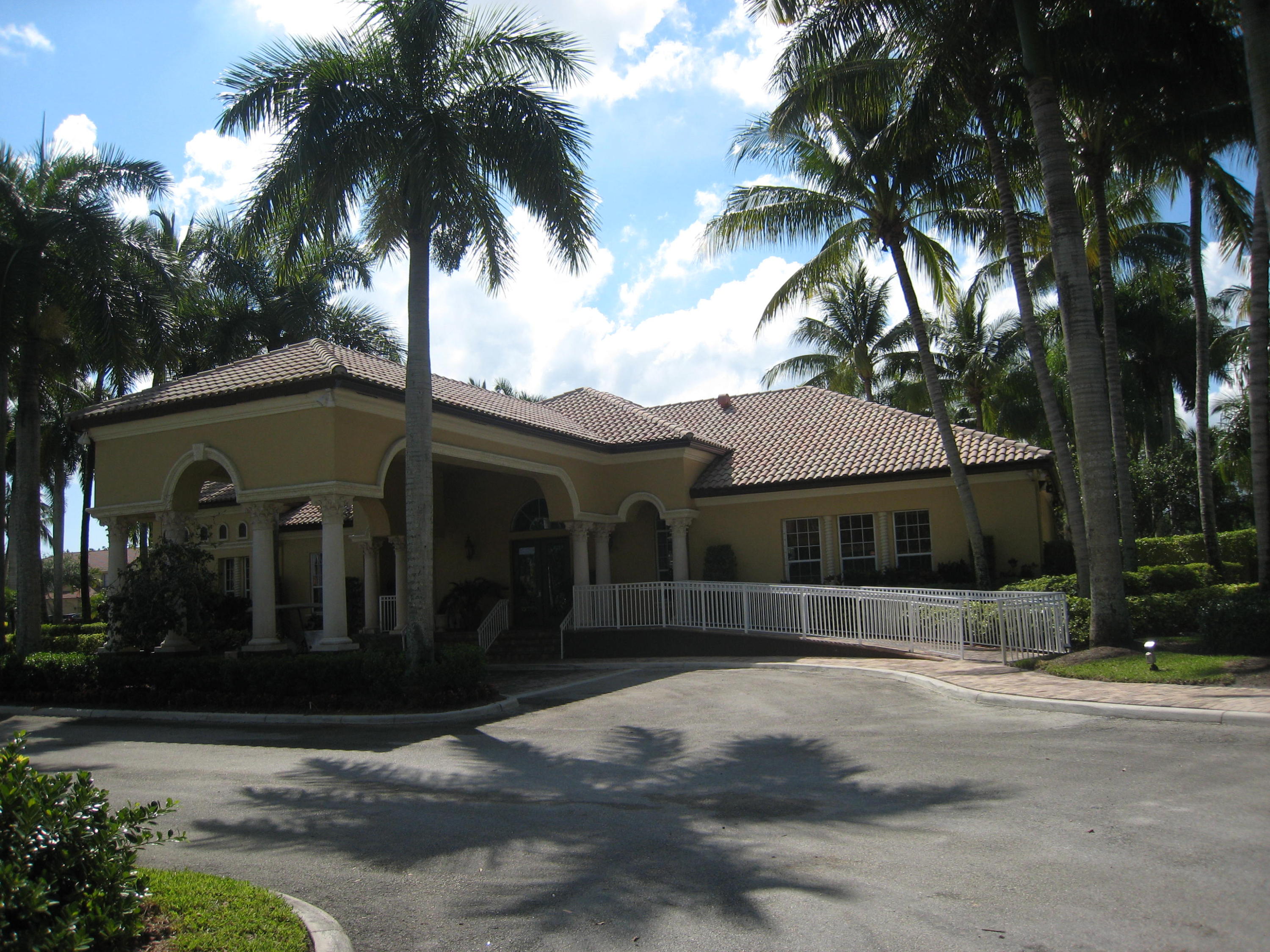 8370 Via Leonessa Boca Raton, FL 33433 - Photo 5 of 13 IMG_7383