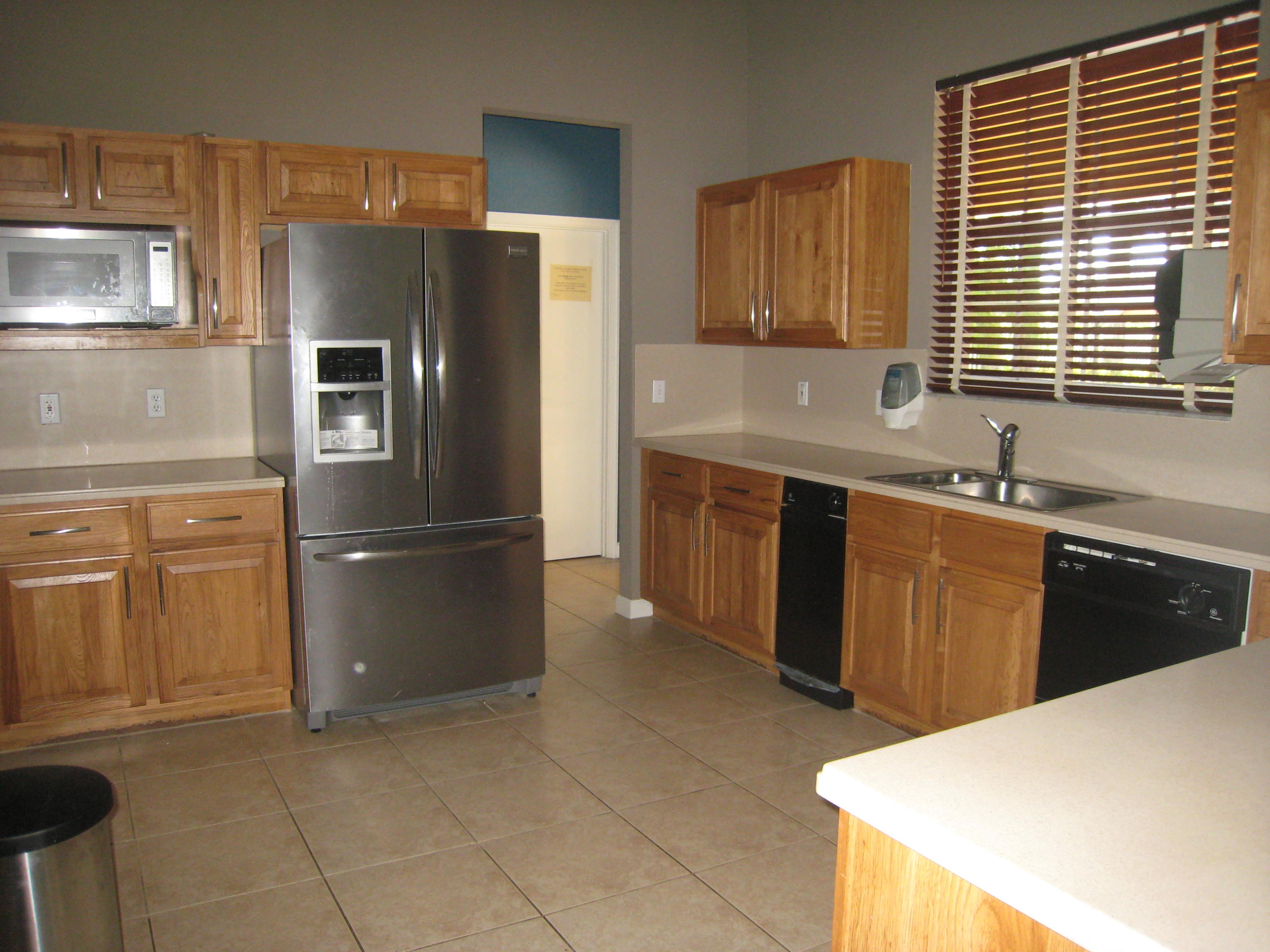 8370 Via Leonessa Boca Raton, FL 33433 - Photo 8 of 13 IMG_7388