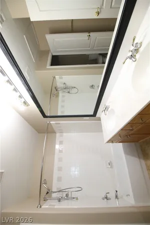 $3,350 | 1520 Vía Cassia, Henderson, NV 89052