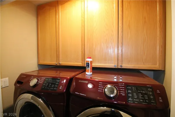 $3,350 | 1520 Vía Cassia, Henderson, NV 89052