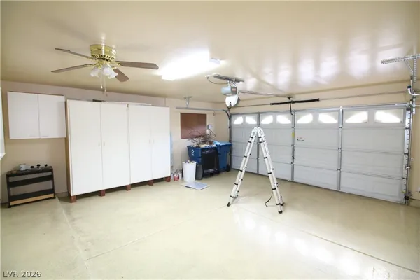 $3,350 | 1520 Vía Cassia, Henderson, NV 89052
