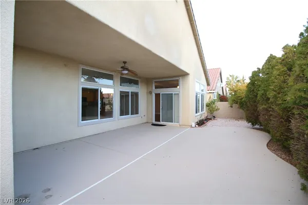 $3,350 | 1520 Vía Cassia, Henderson, NV 89052