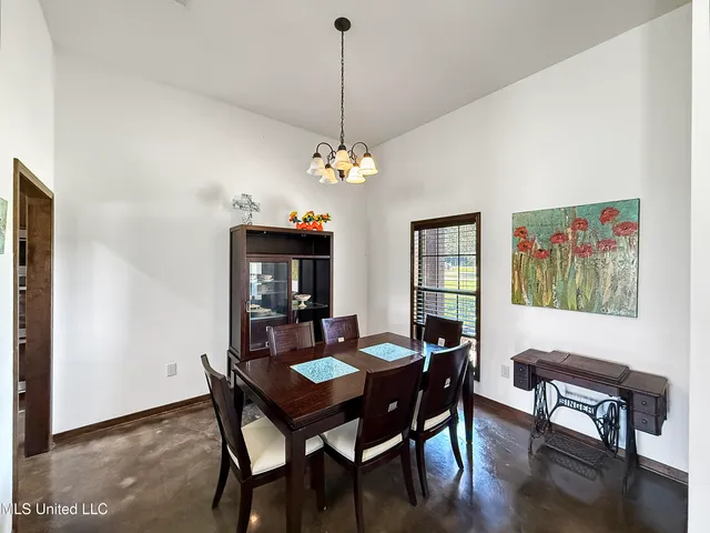 $495,000 | 186 Barker Road, Morton, MS 39117