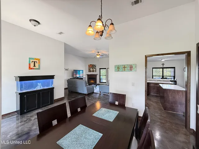 $495,000 | 186 Barker Road, Morton, MS 39117