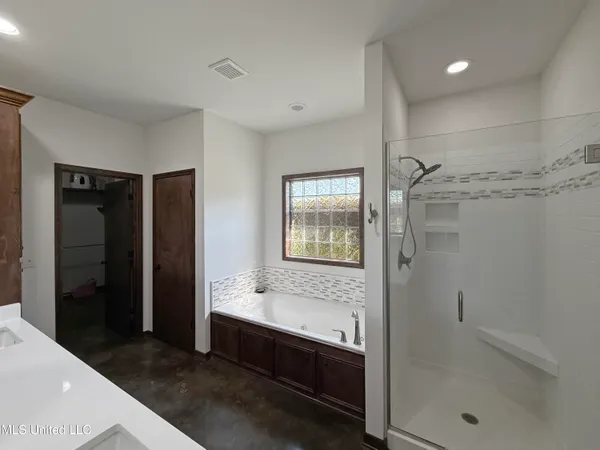 $479,900 | 186 Barker Road, Morton, MS 39117