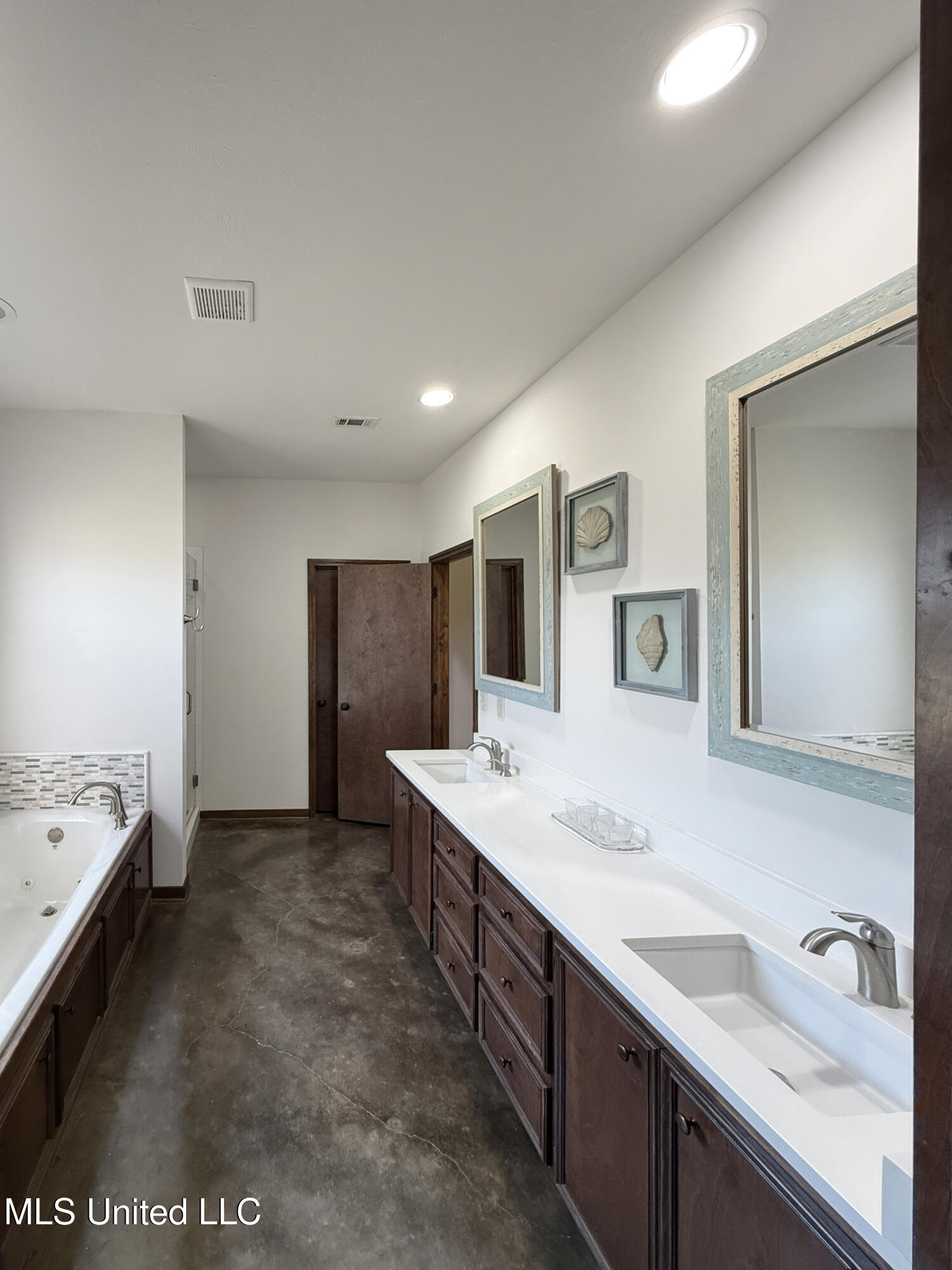 186 Barker Road Morton, MS 39117 - Photo 16 of 36 c2471d7824901e39982f0f2a7bbb64bbcc13d55d