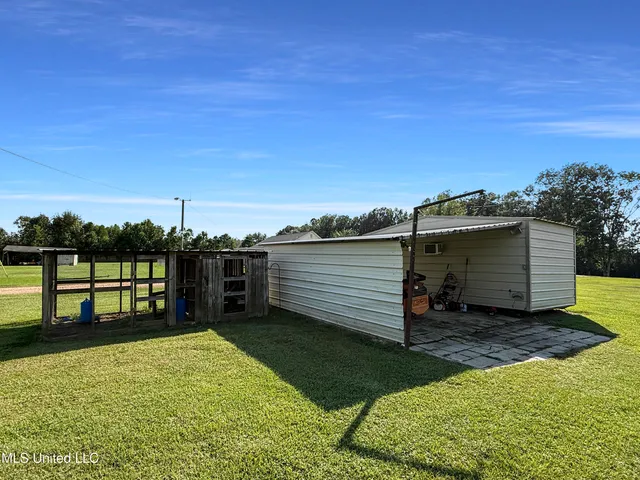 $495,000 | 186 Barker Road, Morton, MS 39117