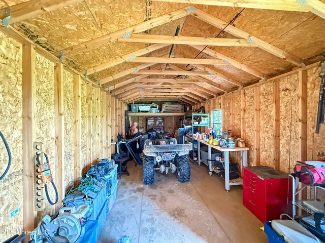 $495,000 | 186 Barker Road, Morton, MS 39117