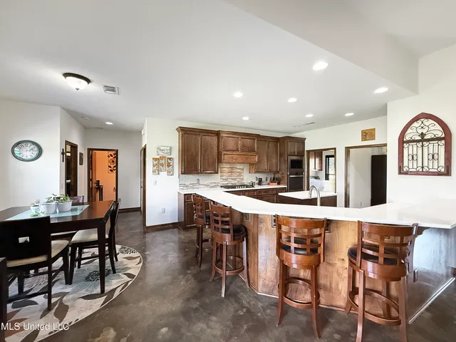 $495,000 | 186 Barker Road, Morton, MS 39117