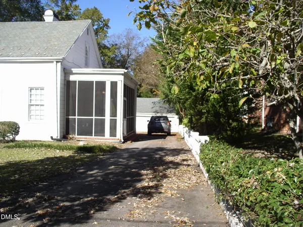 $375,000 | 934 South Chestnut Street, Henderson, NC 27536